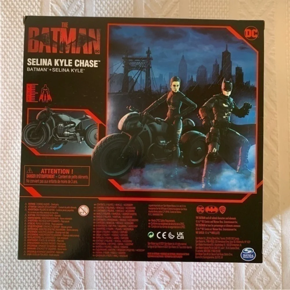 NIB The‎ Batman Selina Kyle Chase Action Figure Set by DC